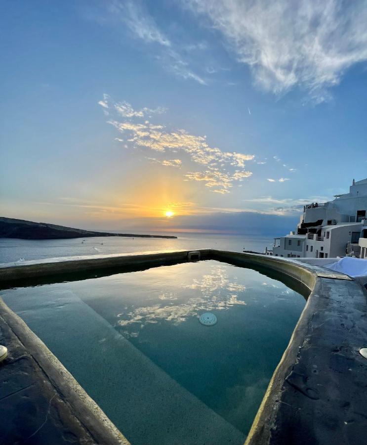 Oia Angle Cavehouse Villa Exterior foto