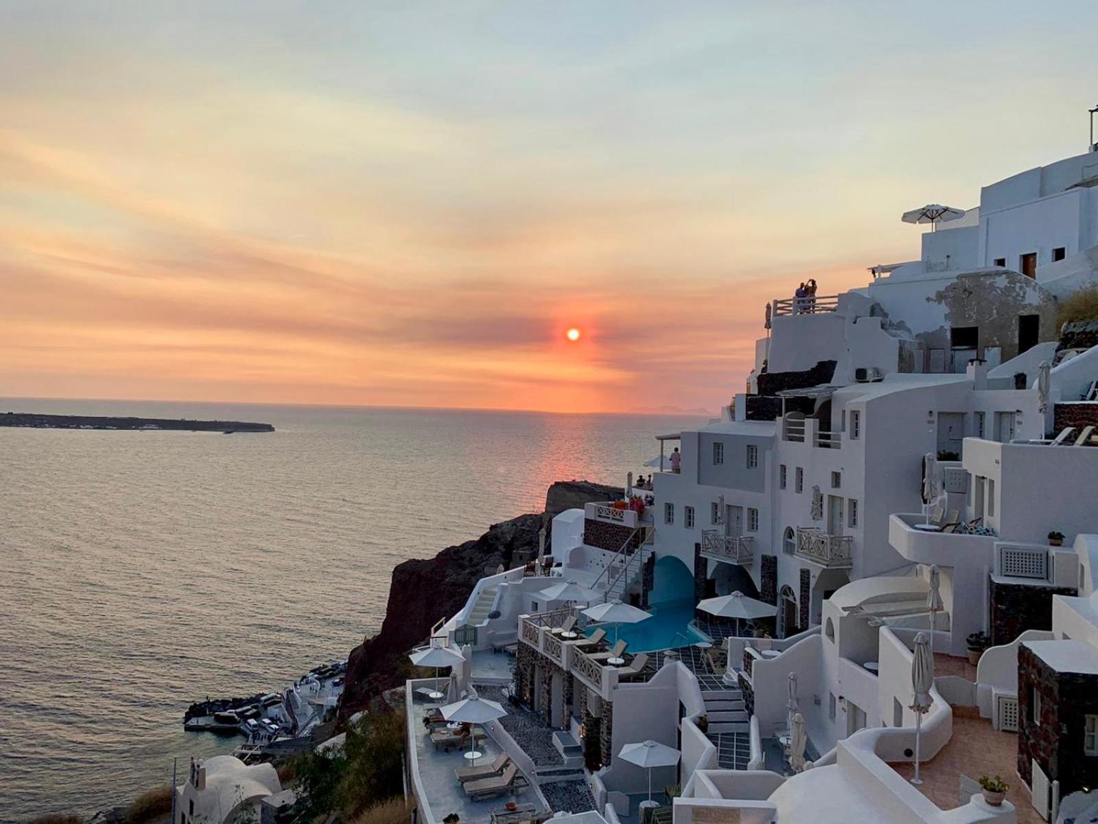 Oia Angle Cavehouse Villa Exterior foto